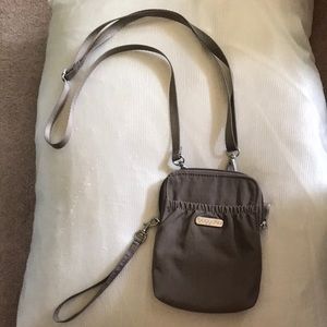 Baggallini mini bag “mint condition“ nylon, color is more like taupe